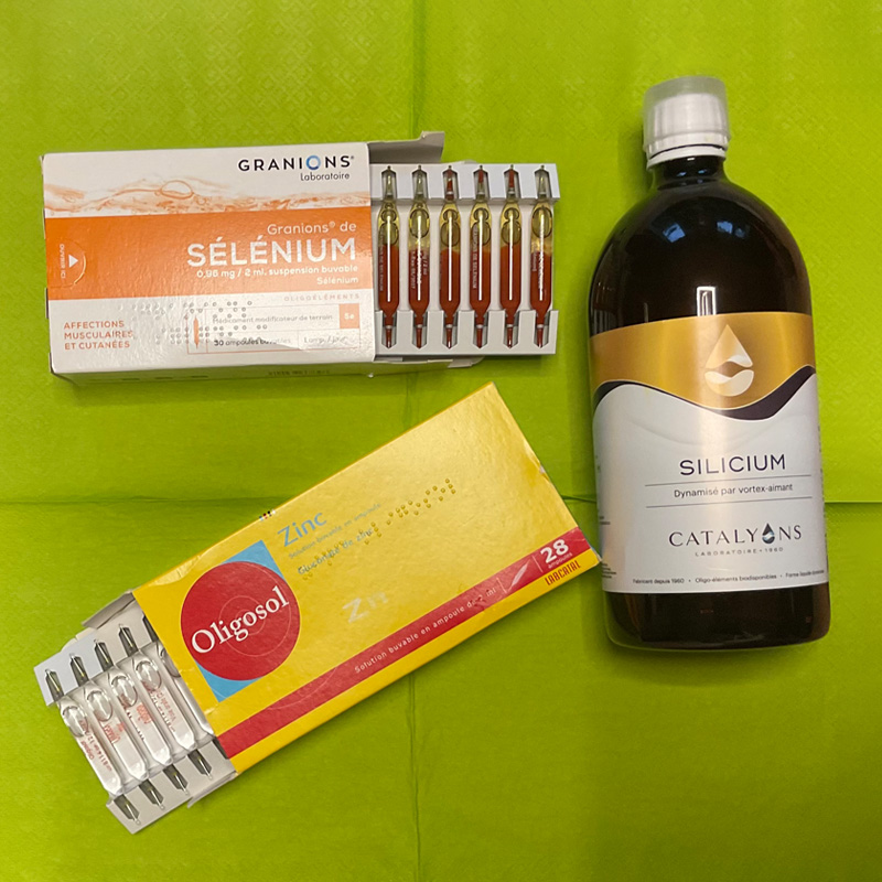 Oligothérapie : ampoules de zinc, sélénium et solution de silicium – soutien naturel de l’équilibre cellulaire et de la vitalité.